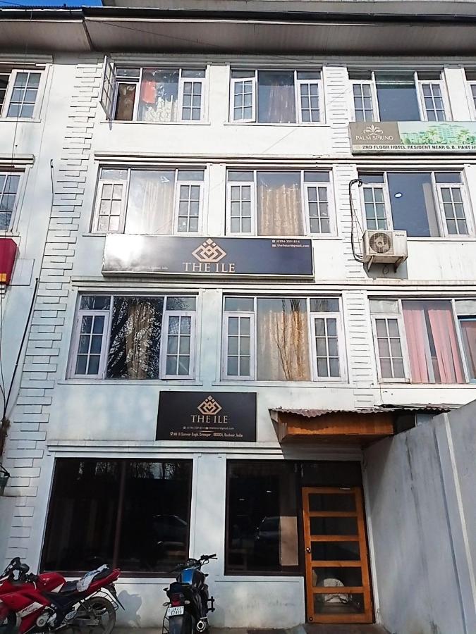 The Ile Ξενοδοχείο Σριναγκάρ Εξωτερικό φωτογραφία